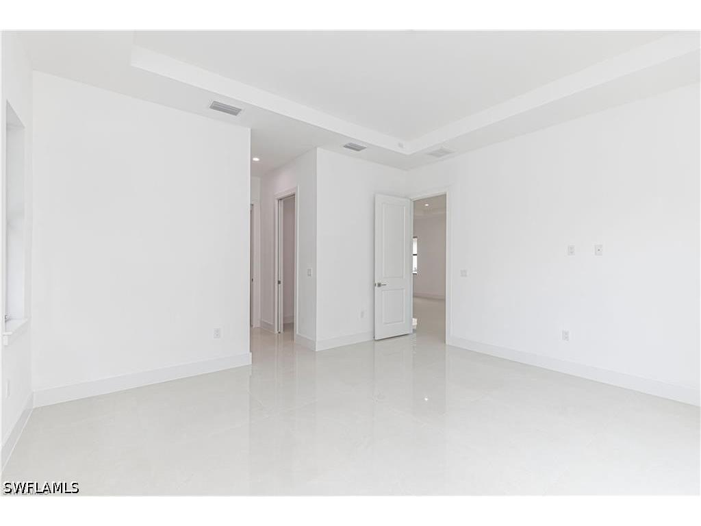 3098 Pine Tree Drive Naples FL 34112 226020037 image8