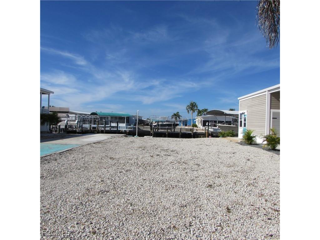 3099 Binnacle Lane Saint James City FL 33956 2025024469 image10