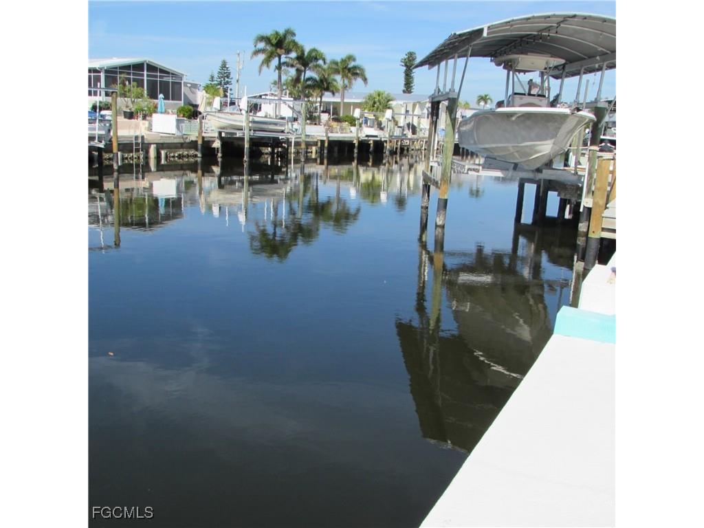 3099 Binnacle Lane Saint James City FL 33956 2025024469 image6