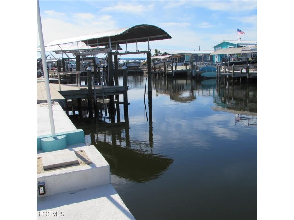 3099 Binnacle Lane Saint James City FL 33956 2025024469 image7