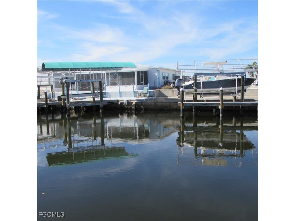 3099 Binnacle Lane Saint James City FL 33956 2025024469 image8