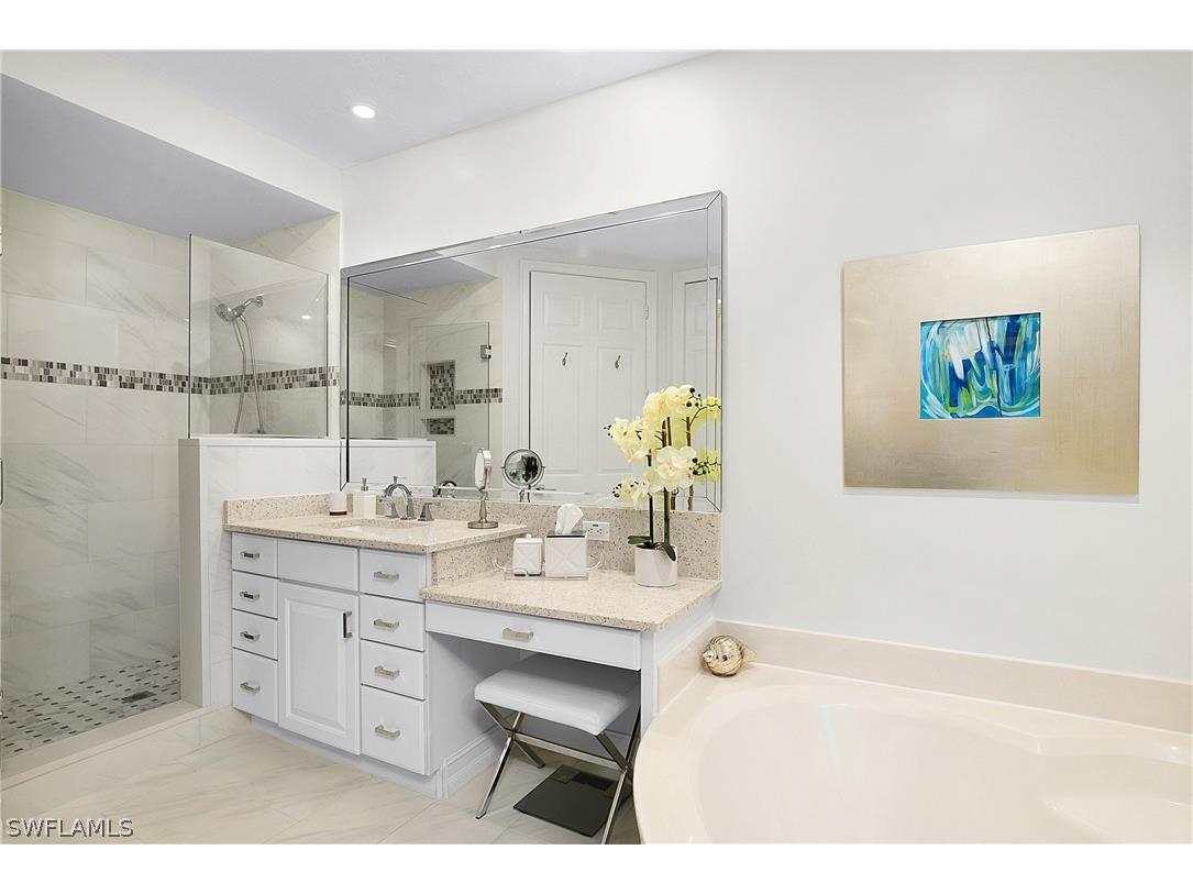 3099 Lancaster Drive #7-701 Naples FL 34105 226007827 image14