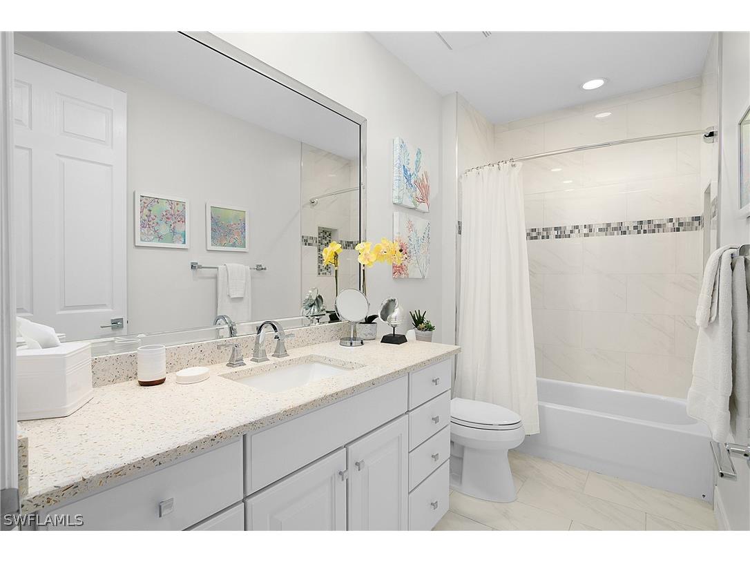 3099 Lancaster Drive #7-701 Naples FL 34105 226007827 image17