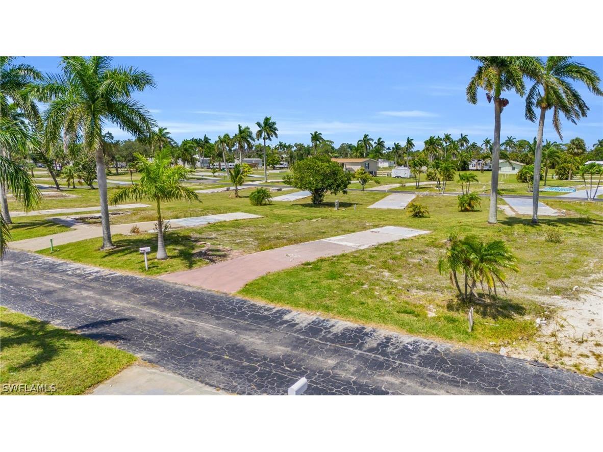 31 Dogwood Way Fort Myers FL 33908 224040913 image1