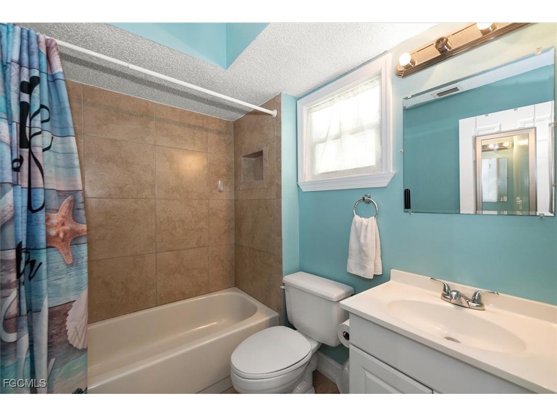 31 NE 10th Avenue Cape Coral FL 33909 2025014367 image15