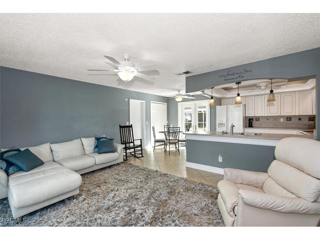 31 NE 10th Avenue Cape Coral FL 33909 2025014367 image5