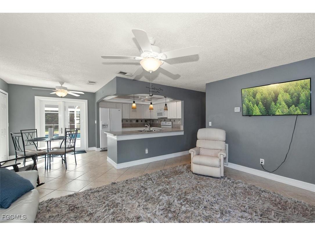 31 NE 10th Avenue Cape Coral FL 33909 2025014367 image7