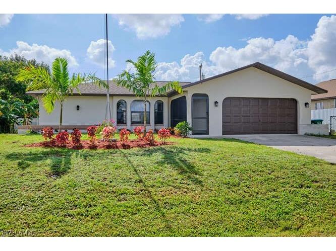 31 NE 11th Place Cape Coral FL 33909 223040817 image1