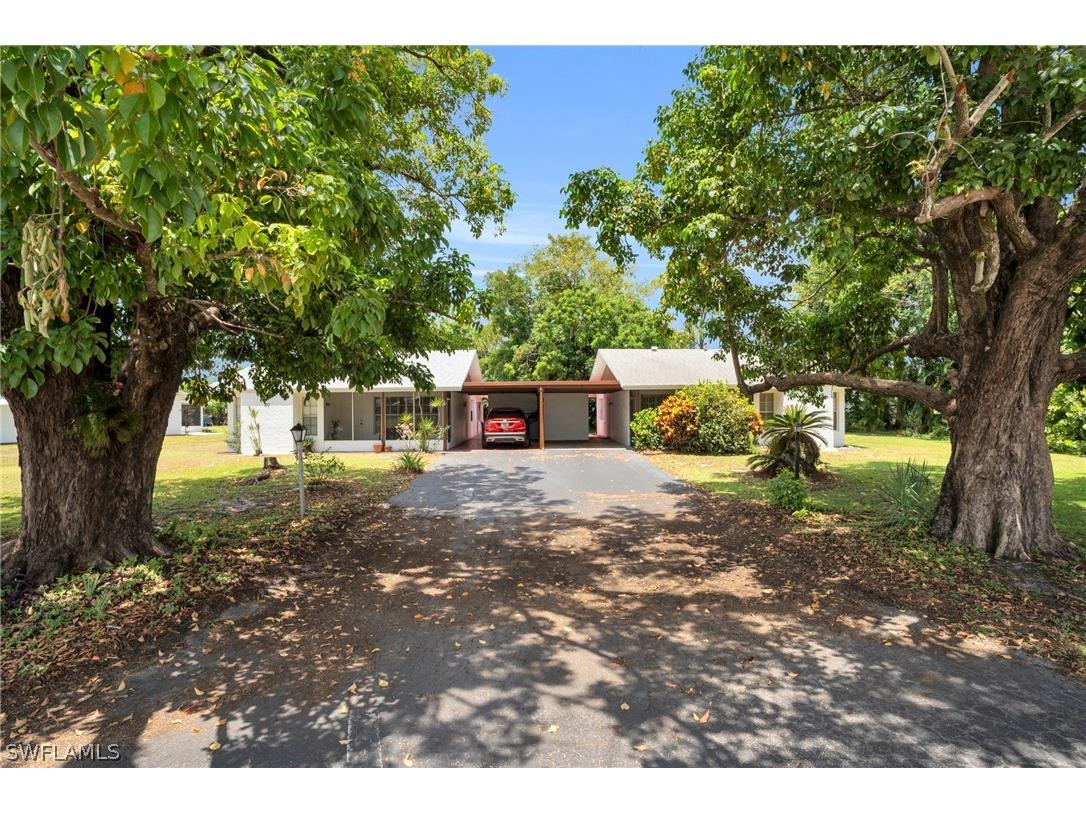 31 Palm Boulevard Lehigh Acres FL 33936 224040477 image1