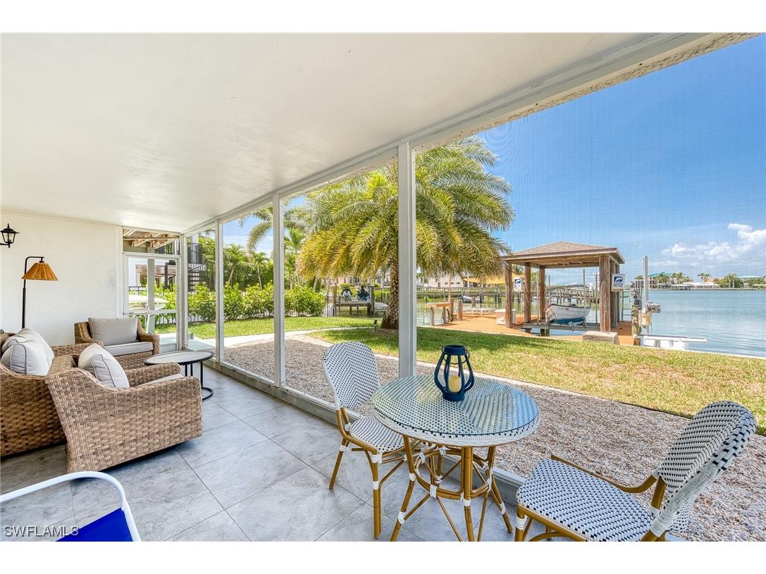 31 Pelican Street Naples FL 34113 223059018 image1