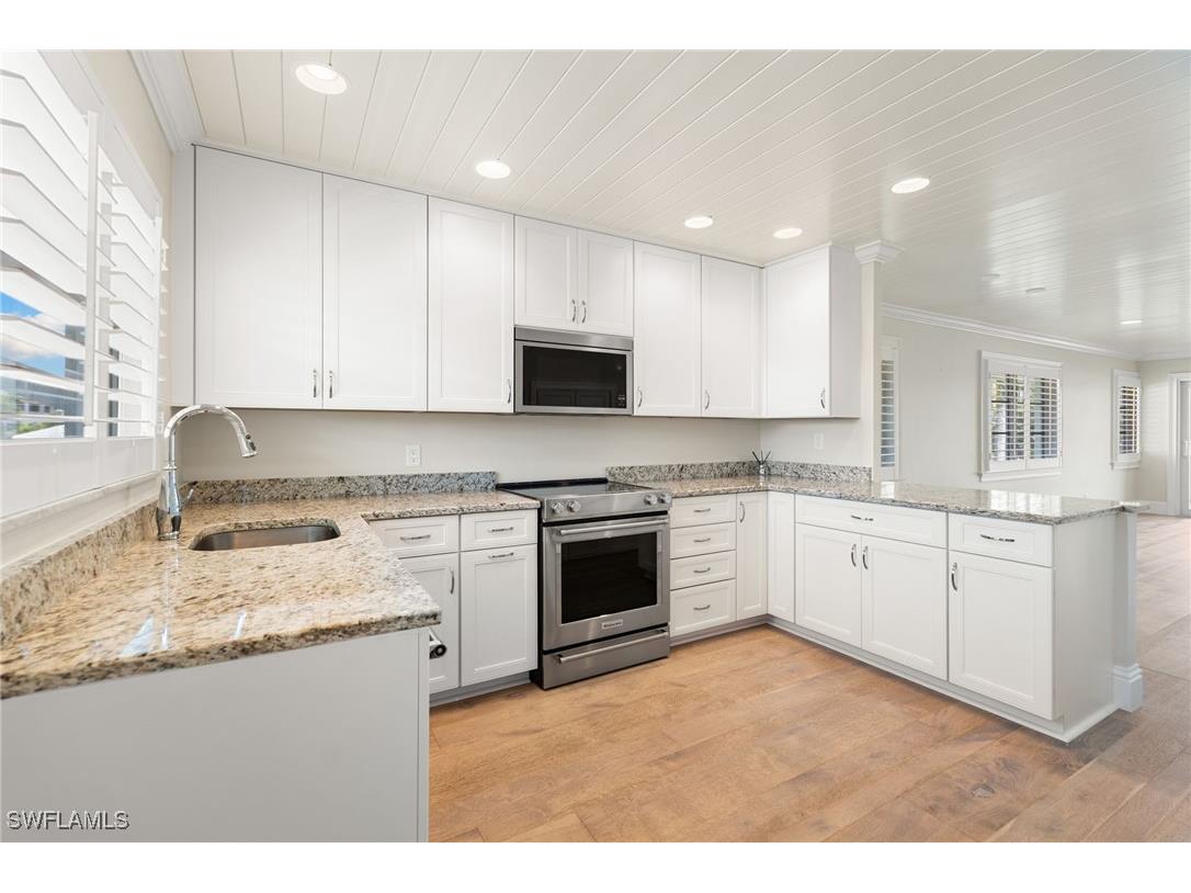 310 14th Avenue S #310B Naples FL 34102 225076924 image5