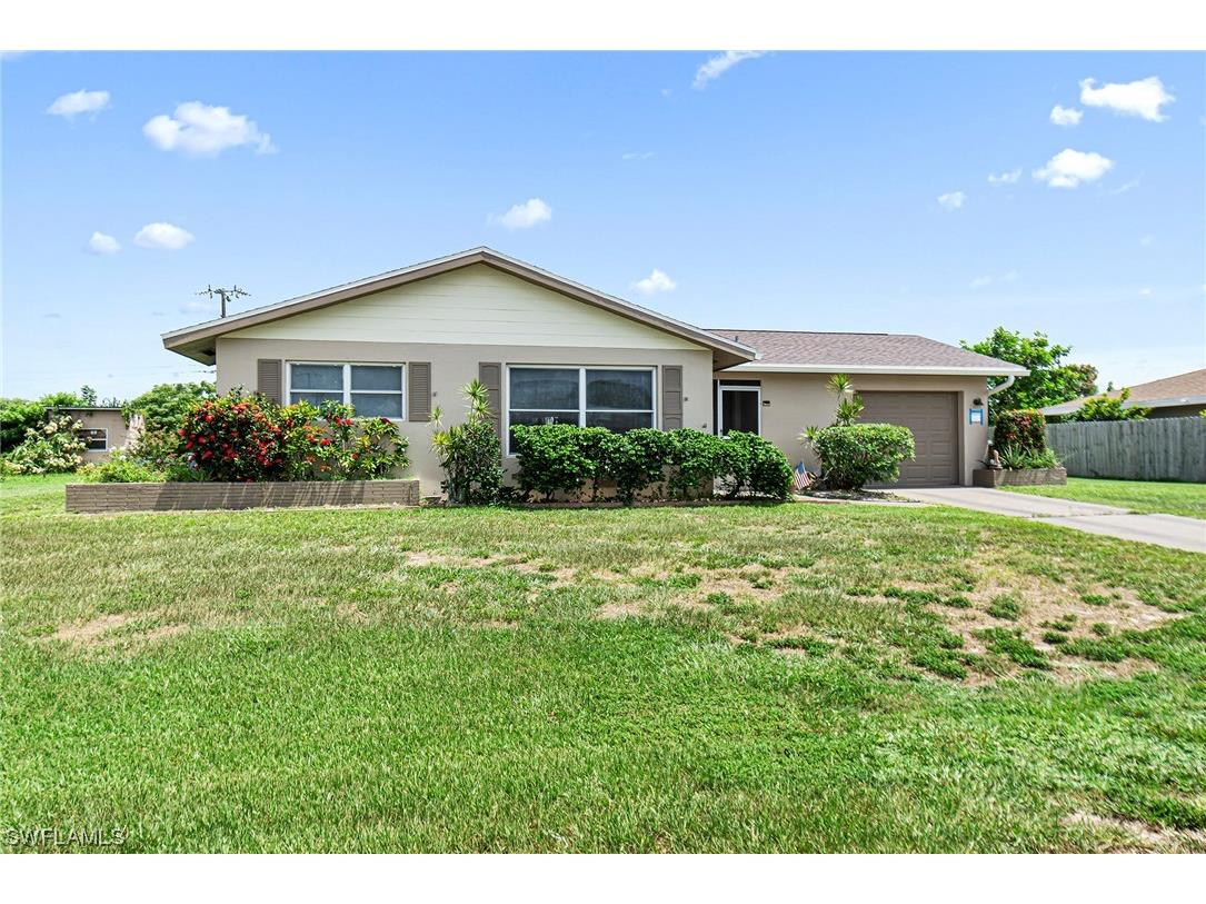310 Hollywood Street Lehigh Acres FL 33936 223051969 image1