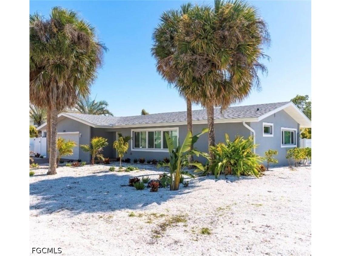 310 Madison Court Fort Myers Beach FL 33931 2026019536 image9