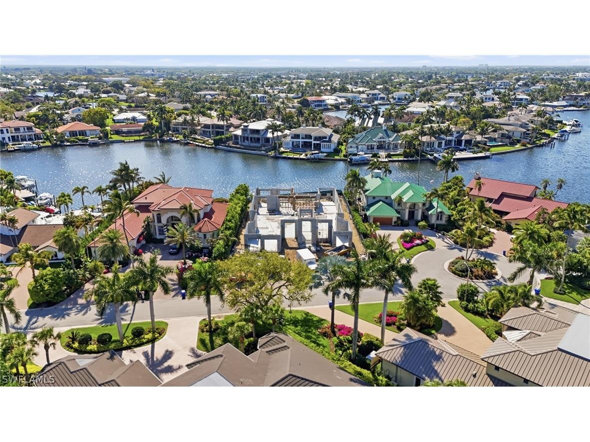 310 Pirates Bight Naples FL 34103 226009346 image3