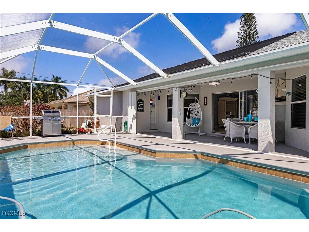 310 SE 47th Street Cape Coral FL 33904 2025009814 image1