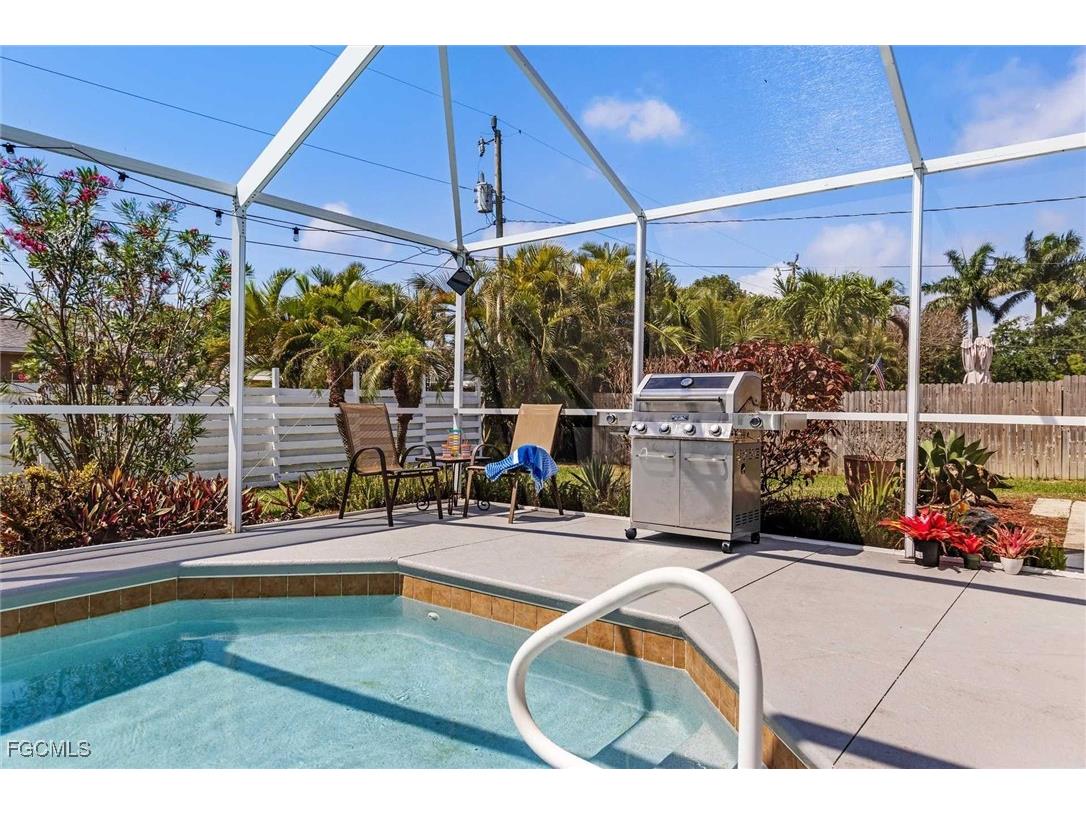 310 SE 47th Street Cape Coral FL 33904 2025009814 image21