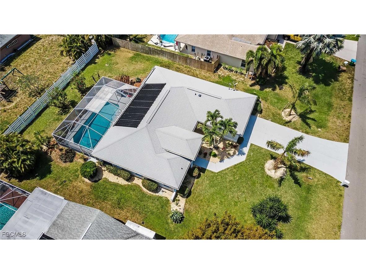 310 SE 47th Street Cape Coral FL 33904 2025009814 image24