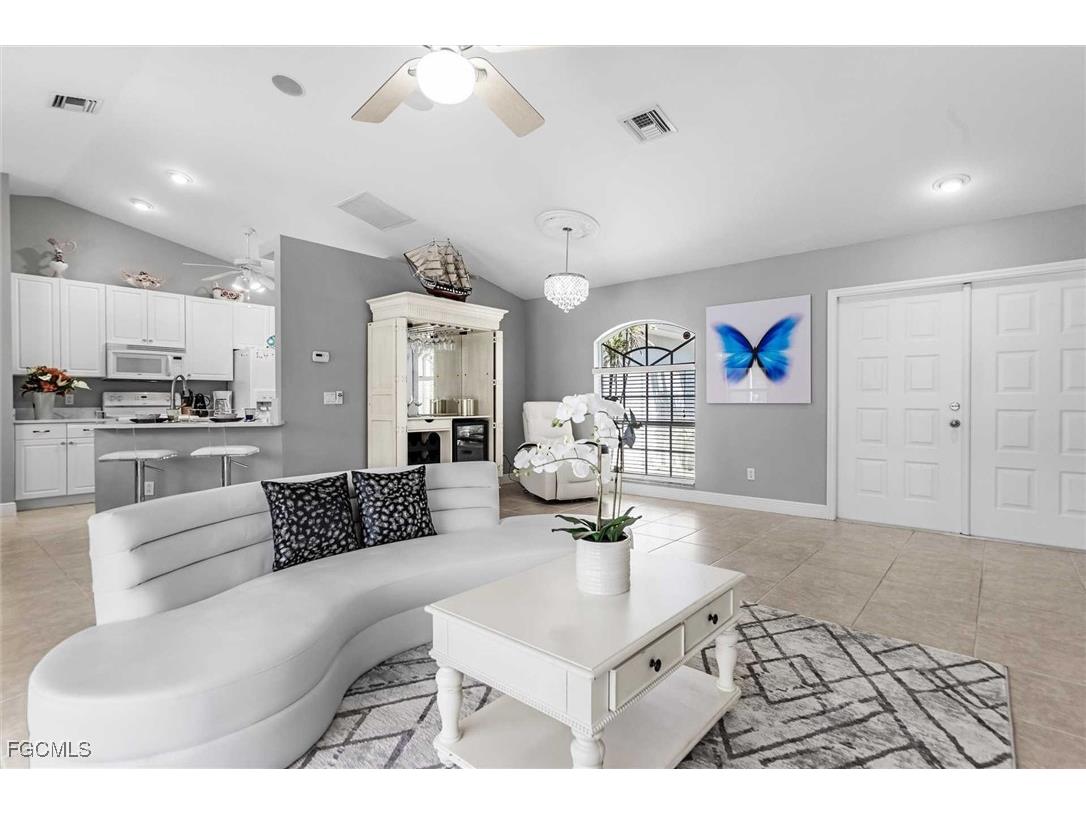 310 SE 47th Street Cape Coral FL 33904 2025009814 image29