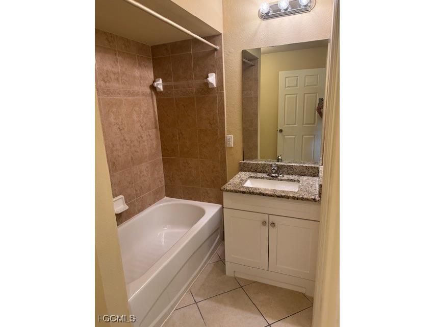 310 SW 24th Avenue Cape Coral FL 33991 2025009667 image17