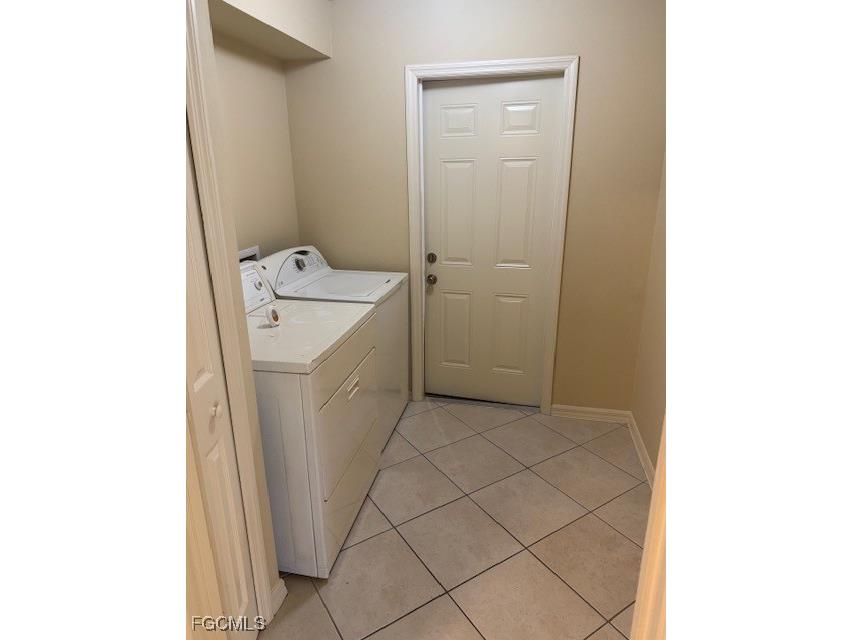 310 SW 24th Avenue Cape Coral FL 33991 2025009667 image23