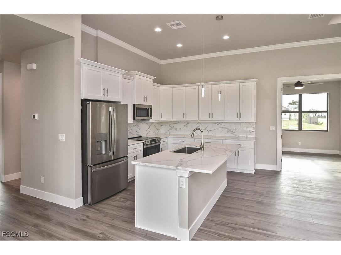 310 SW 26th Avenue Cape Coral FL 33991 2025011212 image10