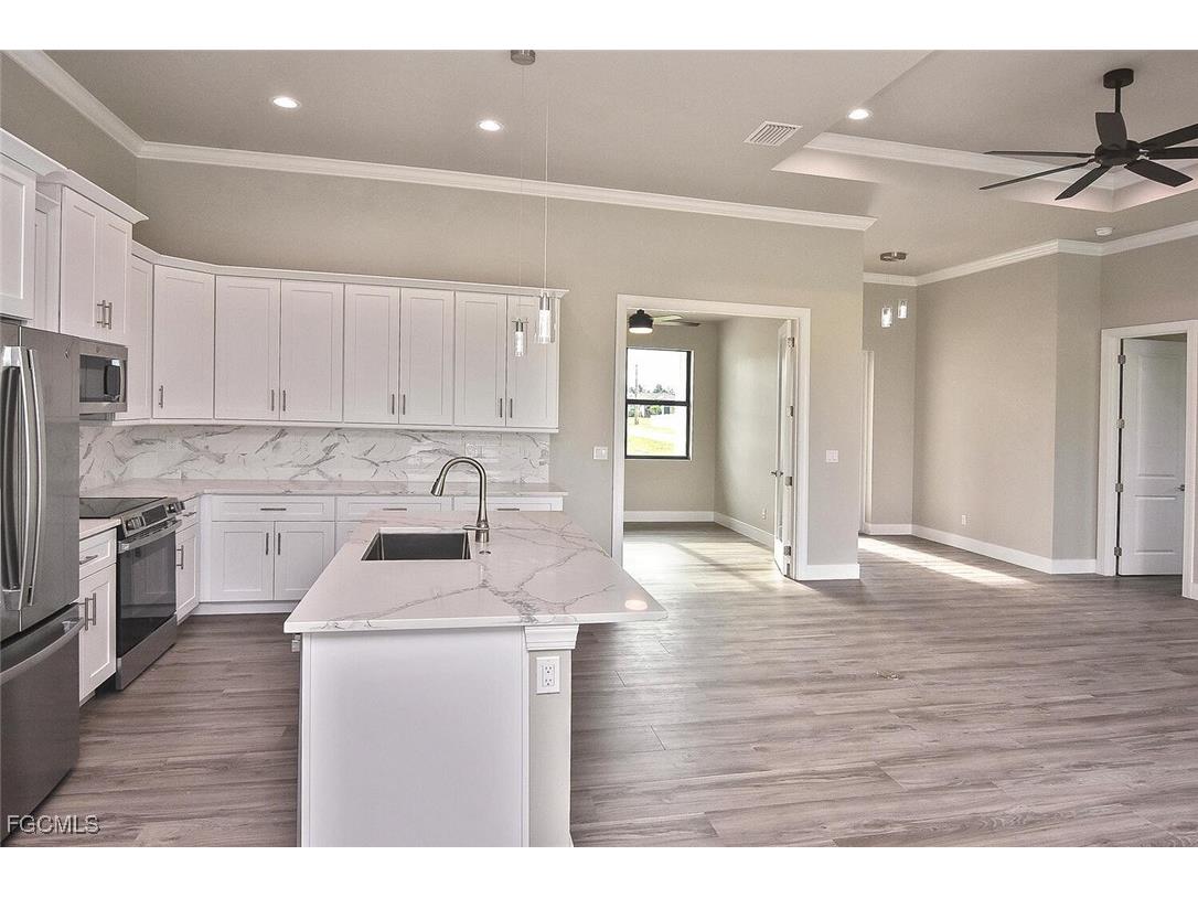 310 SW 26th Avenue Cape Coral FL 33991 2025011212 image15