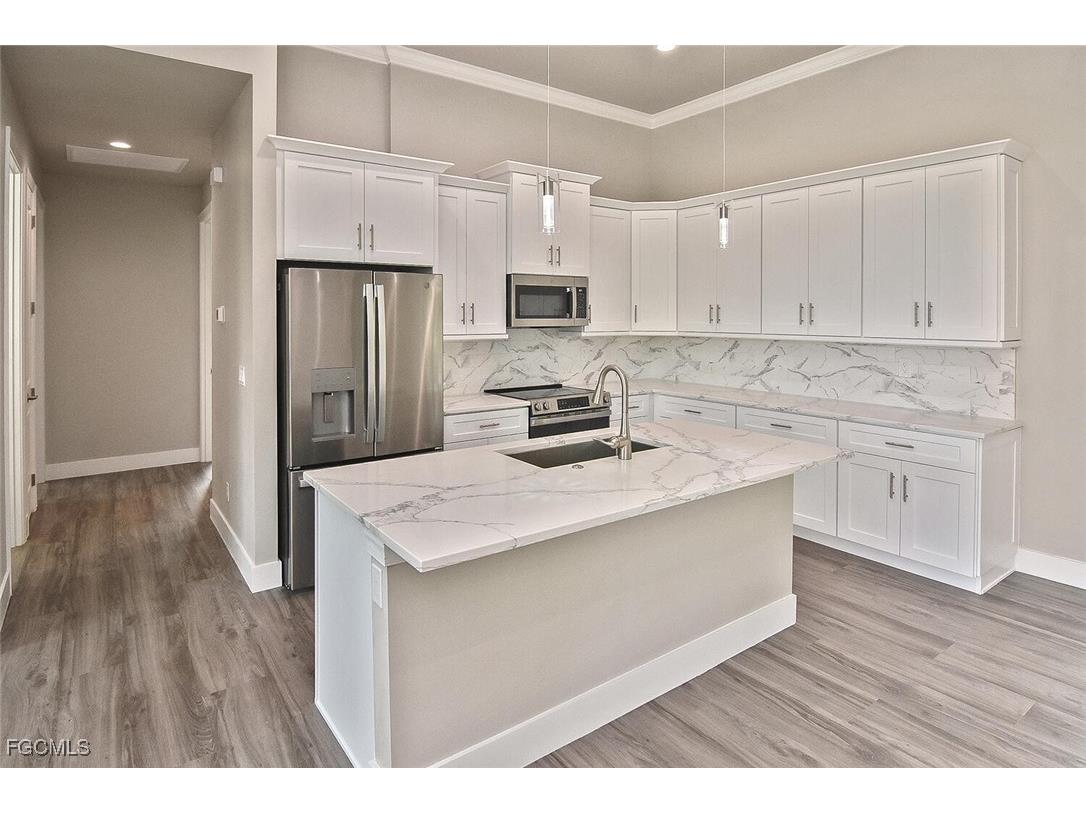 310 SW 26th Avenue Cape Coral FL 33991 2025011212 image17