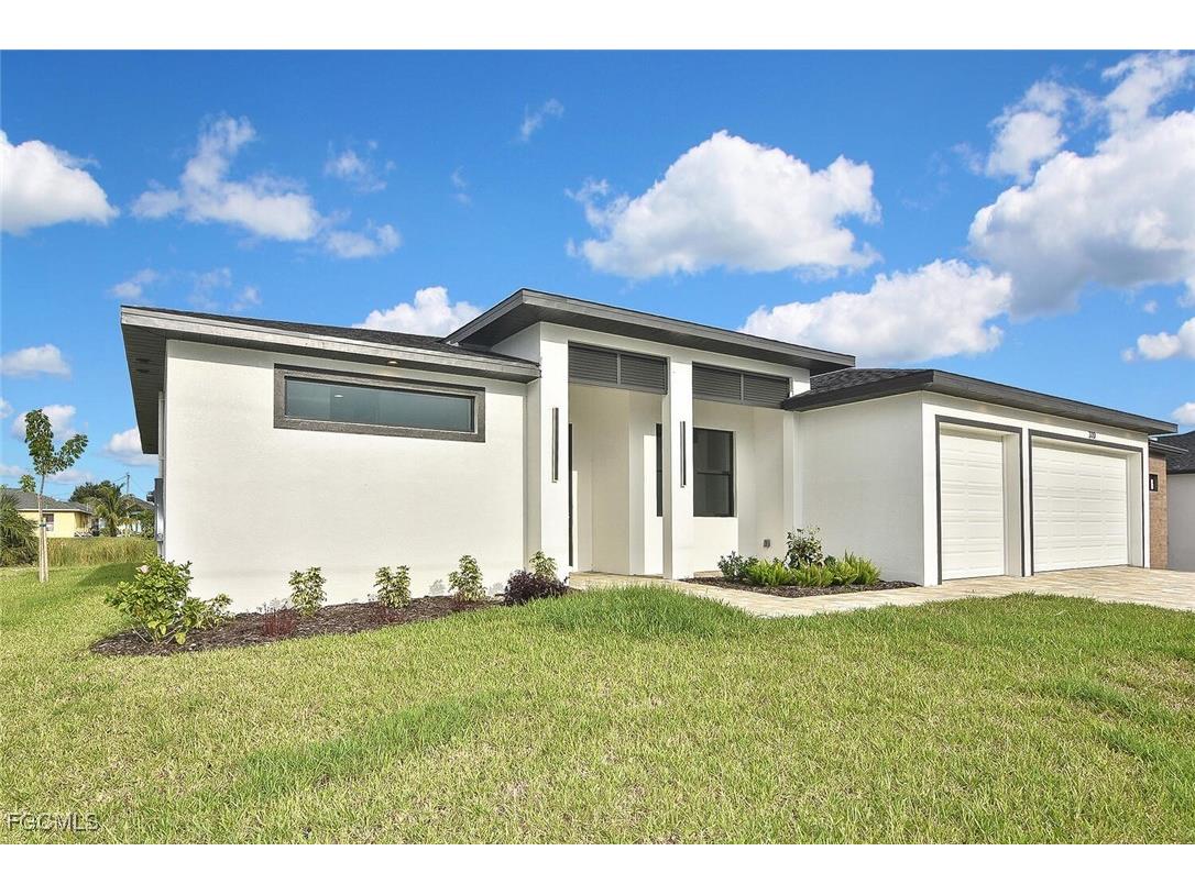 310 SW 26th Avenue Cape Coral FL 33991 2025011212 image2