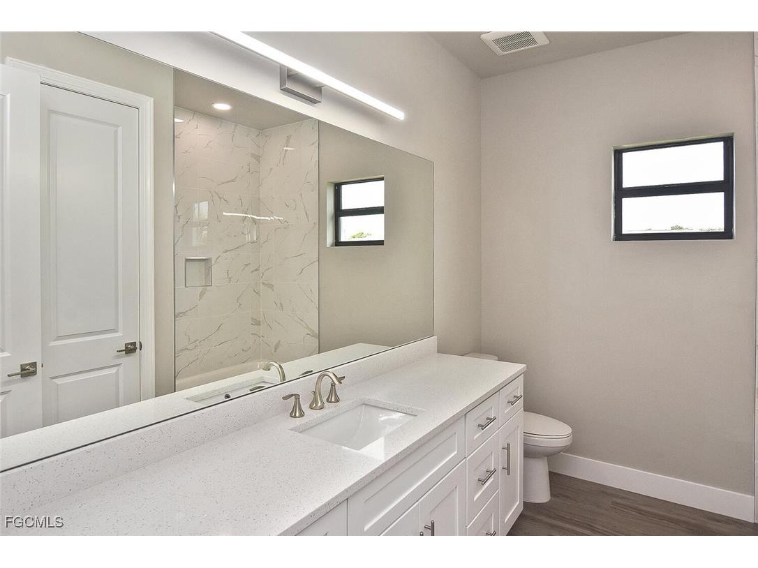 310 SW 26th Avenue Cape Coral FL 33991 2025011212 image23