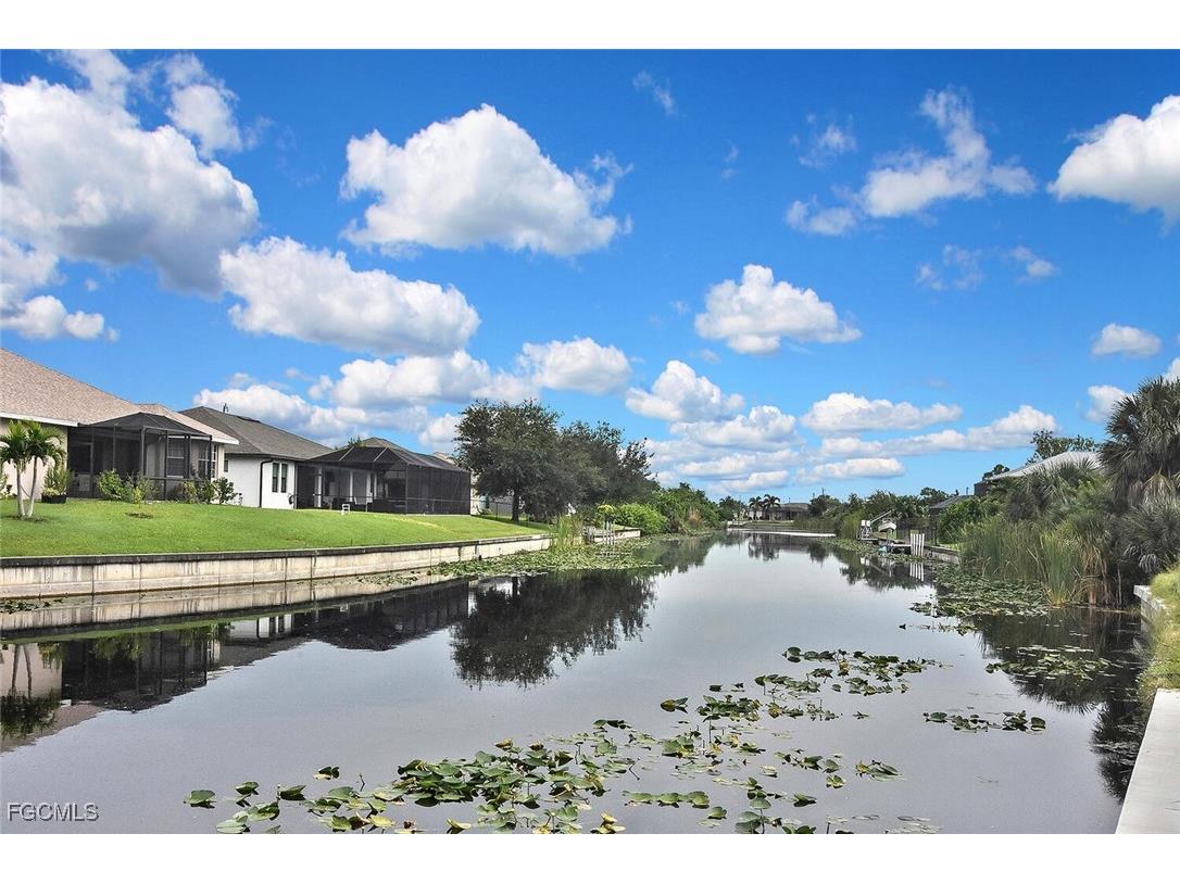 310 SW 26th Avenue Cape Coral FL 33991 2025011212 image26
