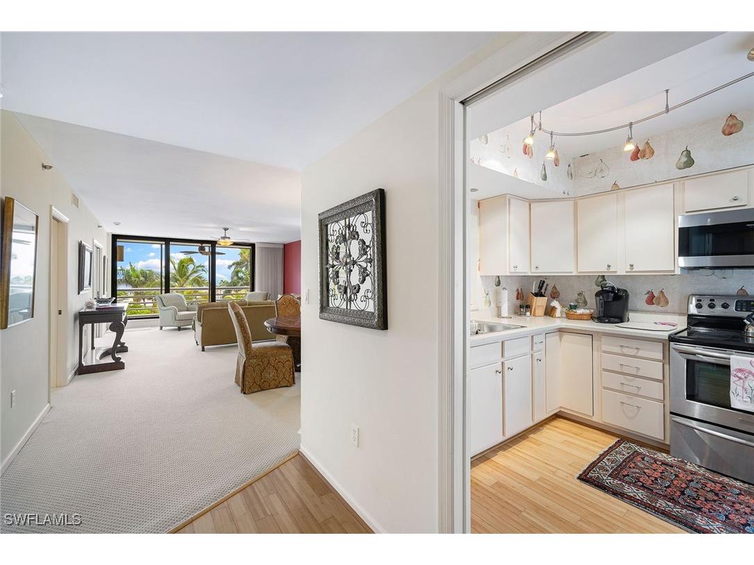 3100 Gulf Shore Boulevard N #303 Naples FL 34103 225074911 image8