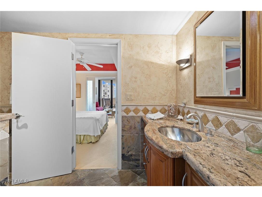 3100 Gulf Shore Boulevard N #403 Naples FL 34103 225075015 image11
