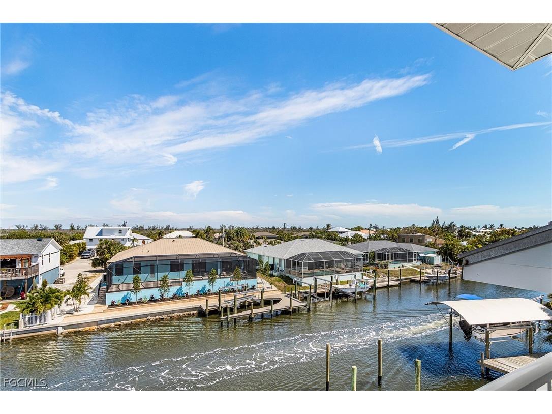 3100 Stringfellow Road #4 Saint James City FL 33956 2026013886 image7