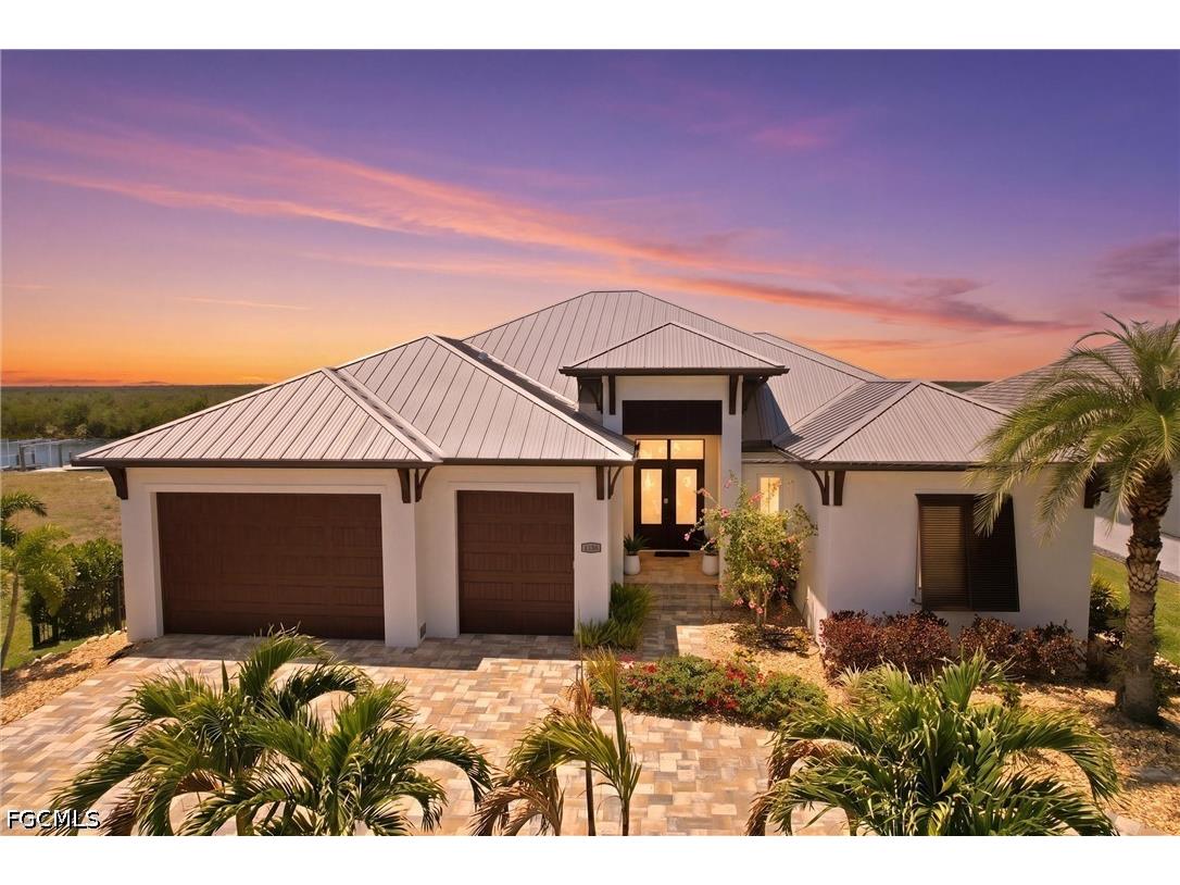 3100 Surfside Boulevard Cape Coral FL 33914 2026019678 image1
