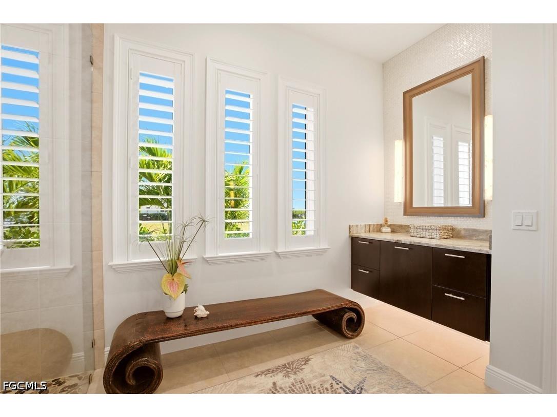 3100 Surfside Boulevard Cape Coral FL 33914 2026019678 image20