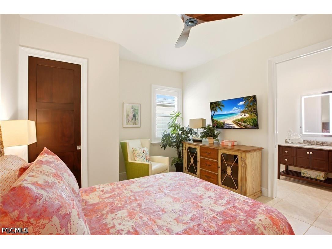 3100 Surfside Boulevard Cape Coral FL 33914 2026019678 image25