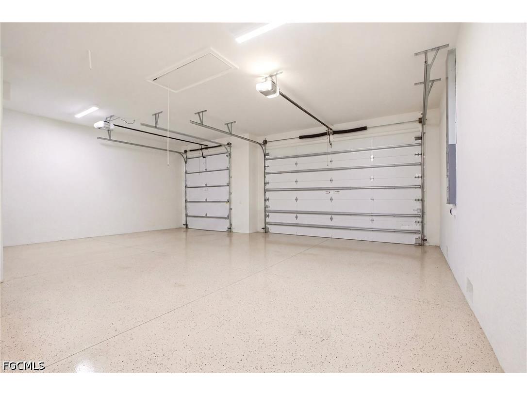 3100 Surfside Boulevard Cape Coral FL 33914 2026019678 image34