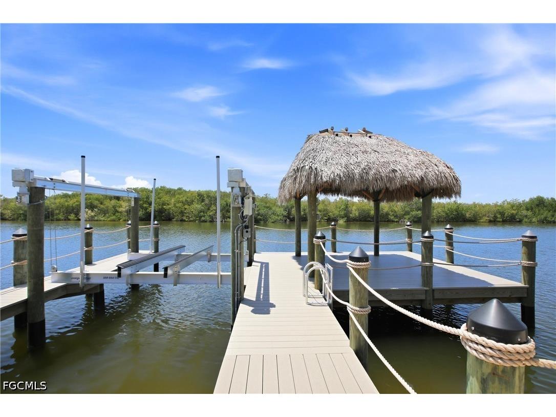 3100 Surfside Boulevard Cape Coral FL 33914 2026019678 image46