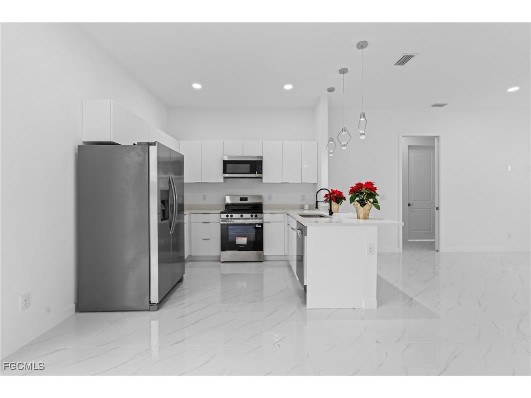 3101 Inez Avenue S Lehigh Acres FL 33976 2025023134 image12