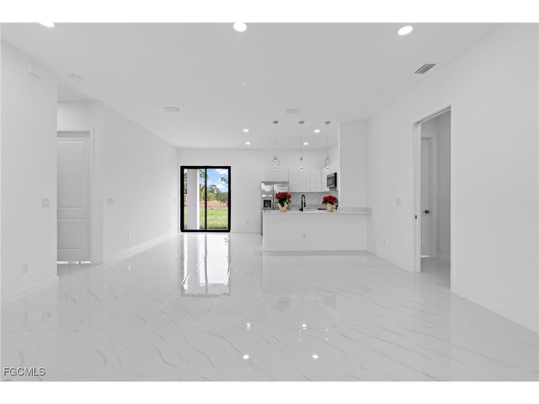 3101 Inez Avenue S Lehigh Acres FL 33976 2025023134 image8