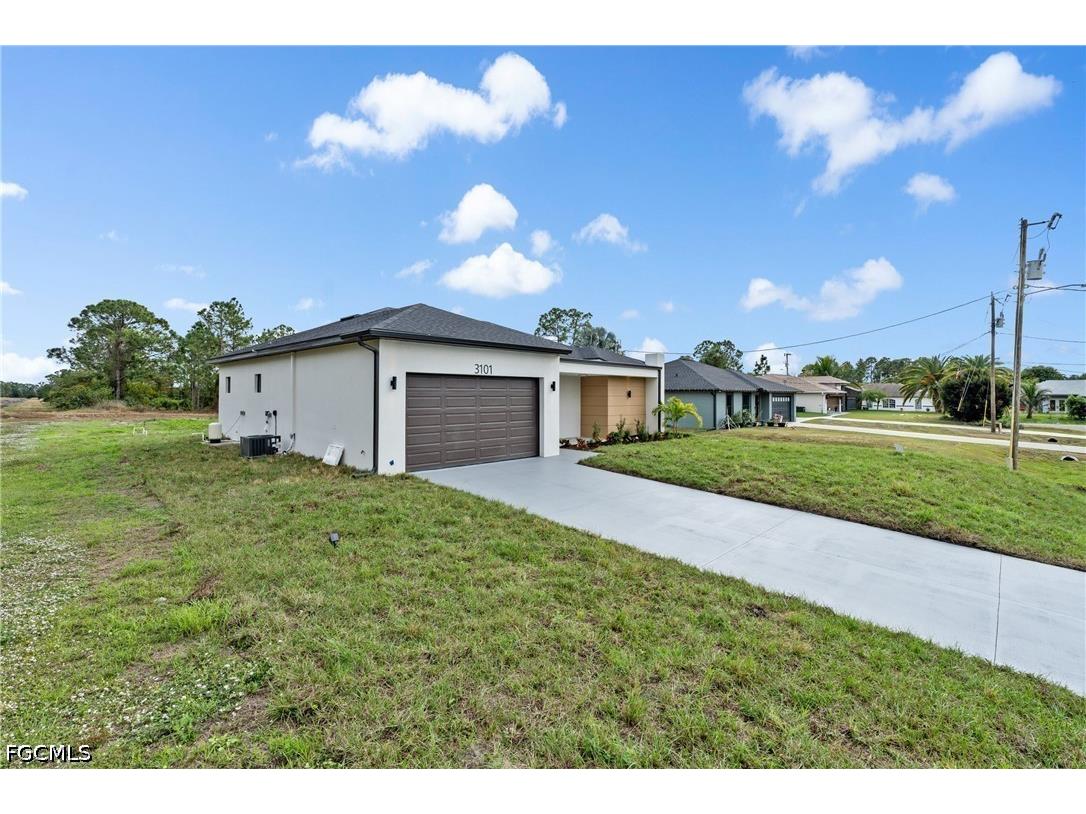 3101 Inez Avenue S Lehigh Acres FL 33976 2026025297 image2