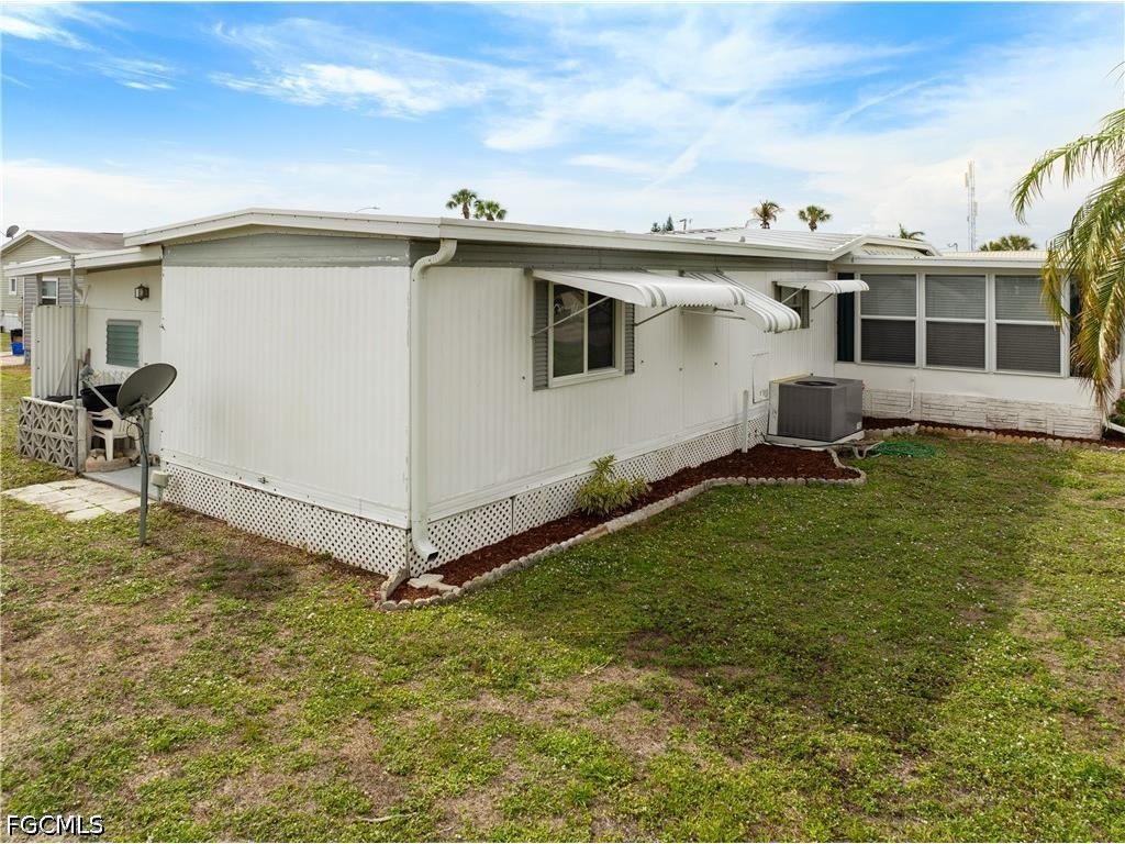 3101 Venus Lane North Fort Myers FL 33903 2026016081 image25