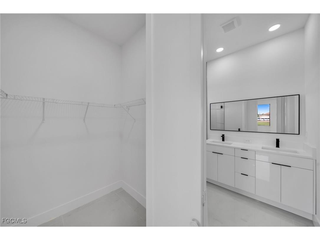 3102 Douglas Avenue S Lehigh Acres FL 33976 2025008849 image29