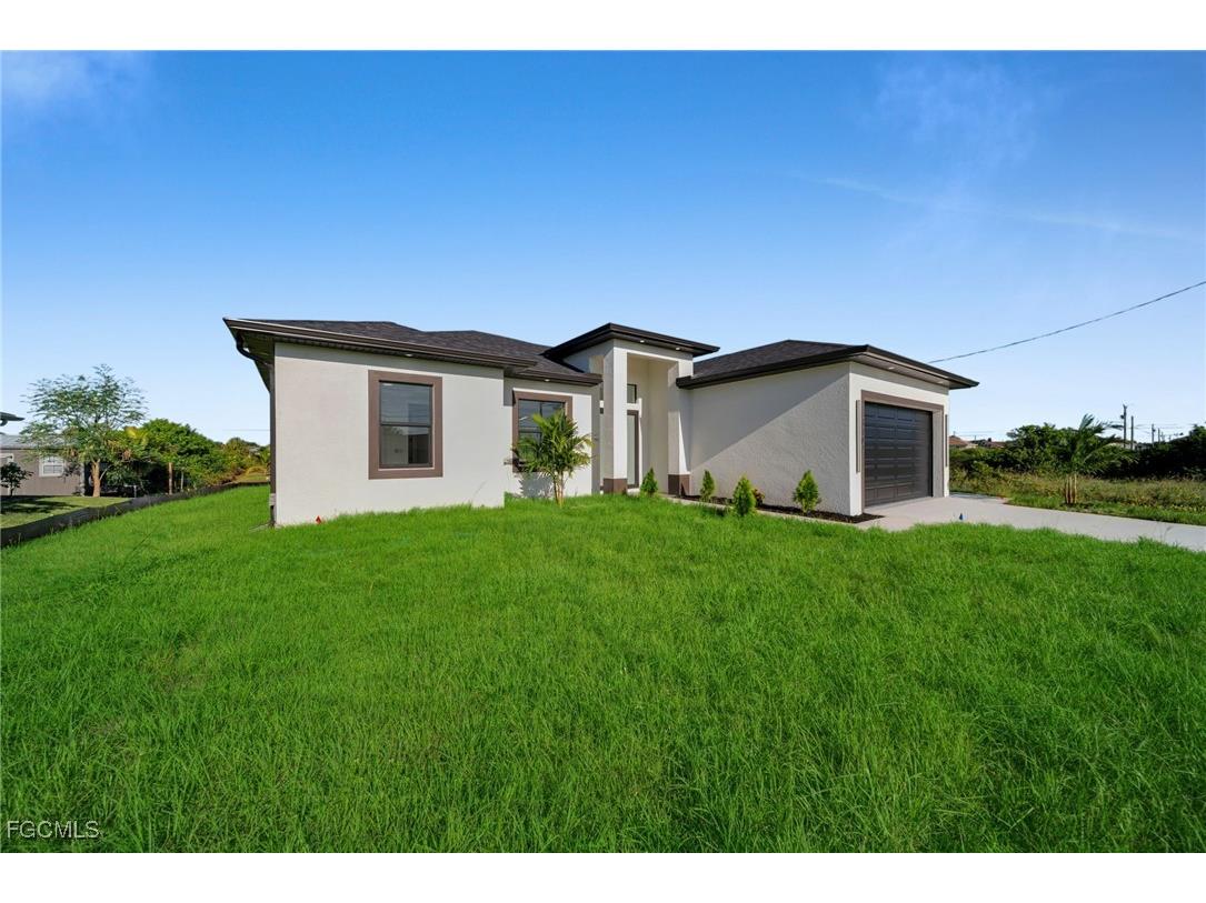 3102 Douglas Avenue S Lehigh Acres FL 33976 2025008849 image3