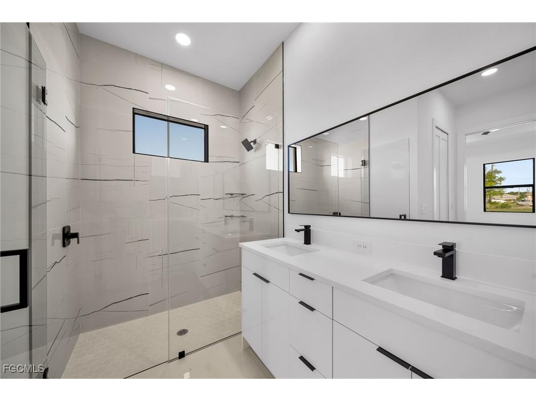 3102 Douglas Avenue S Lehigh Acres FL 33976 2025008849 image31