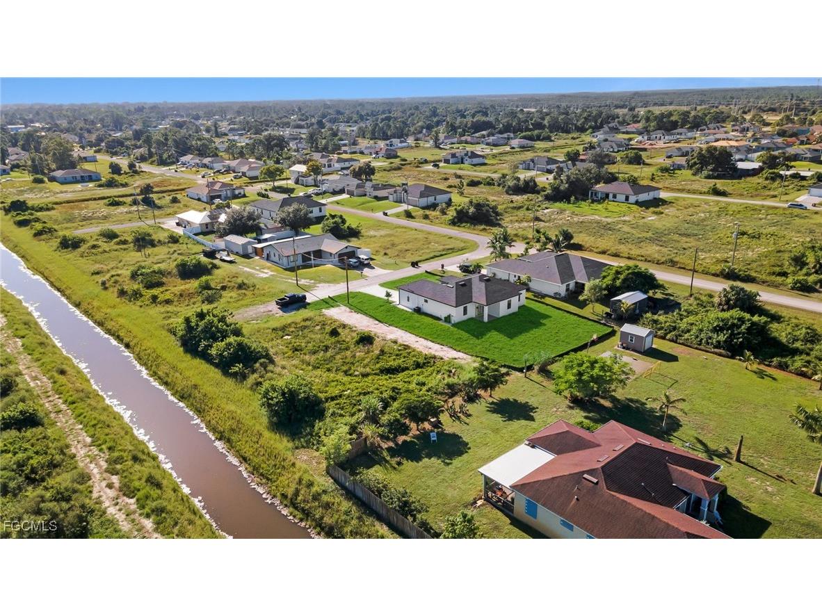 3102 Douglas Avenue S Lehigh Acres FL 33976 2025008849 image38