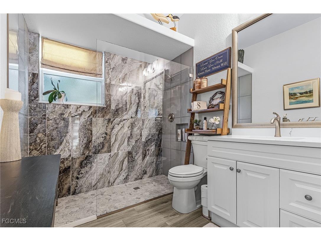 3102 NW 42nd Place Cape Coral FL 33993 2025015825 image25