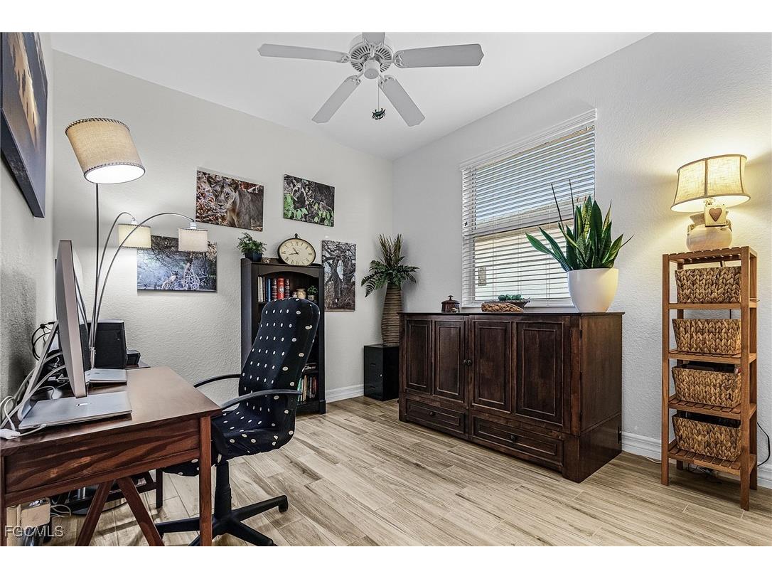 3102 NW 42nd Place Cape Coral FL 33993 2025015825 image26