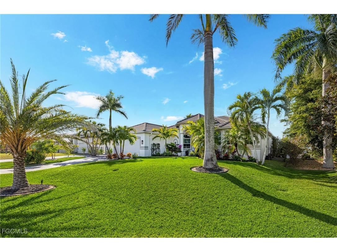 3102 NW 42nd Place Cape Coral FL 33993 2025015825 image5