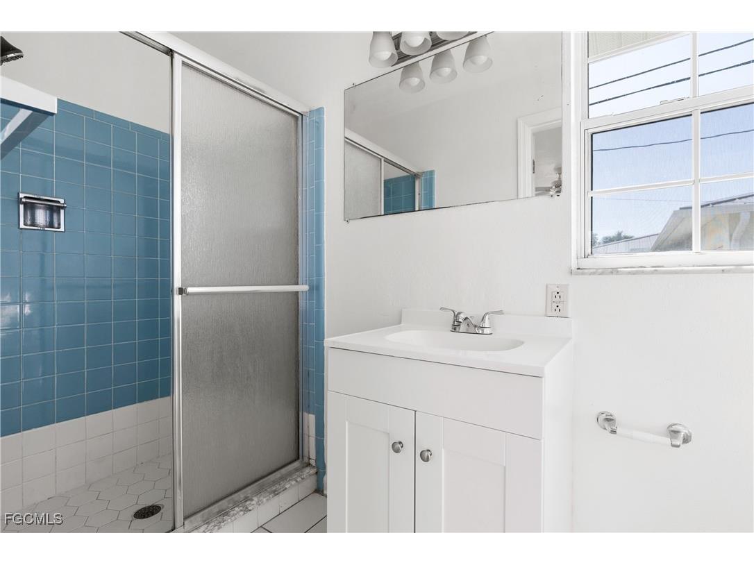 3102 SE 18th Avenue Cape Coral FL 33904 2025008954 image16